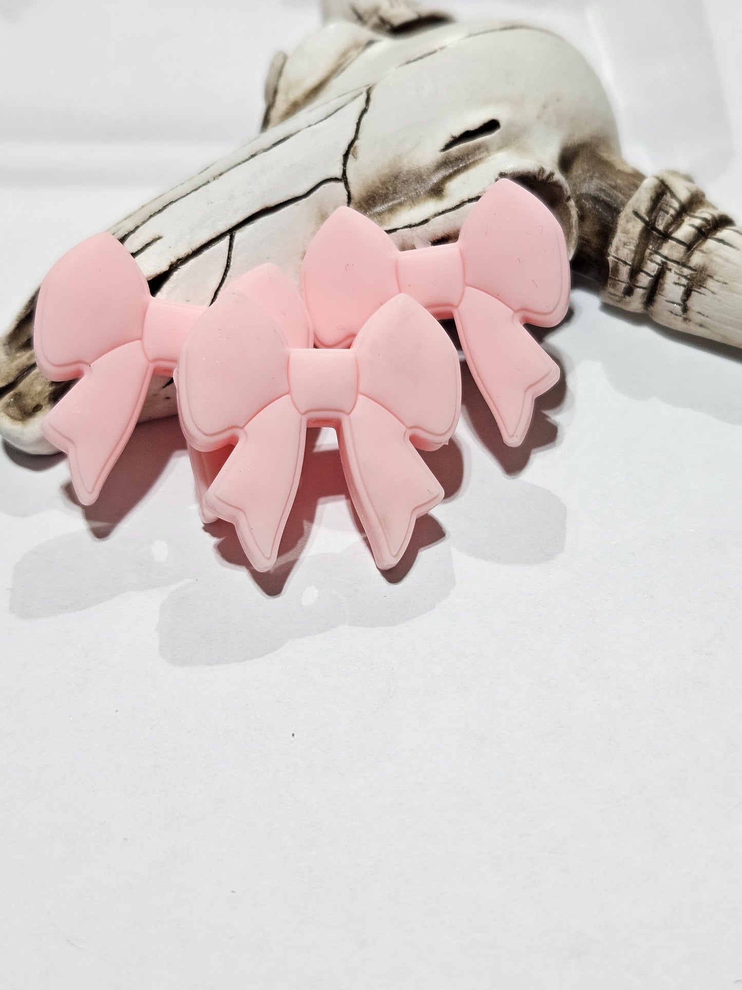Plain Pink Silacone Bow Focal